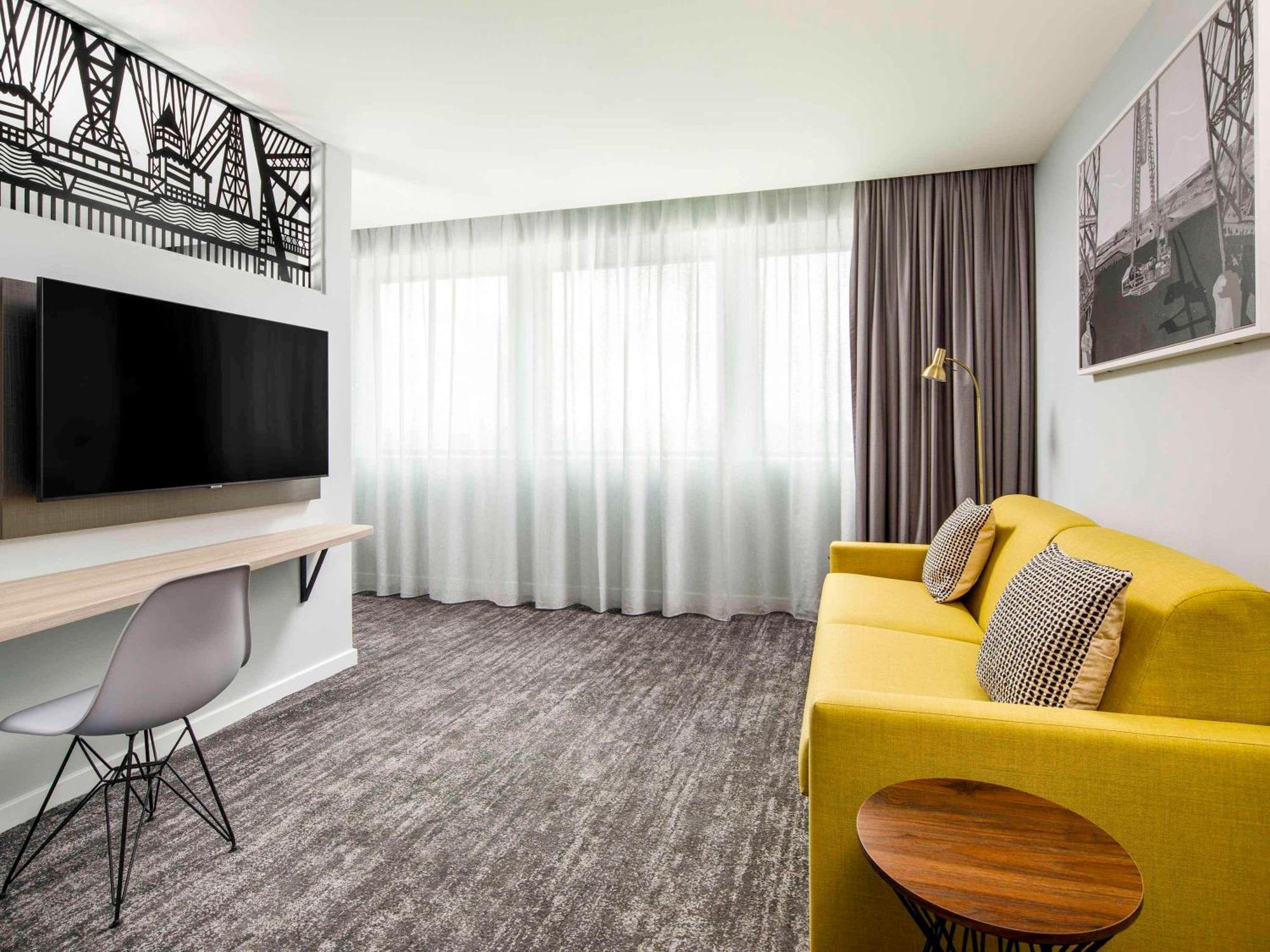 Mercure Newport Exteriör bild